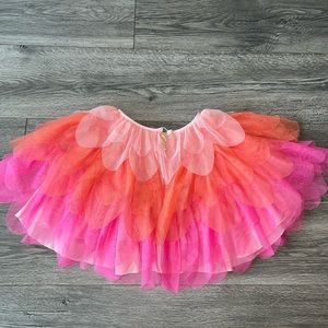 Costume + cape + tropical bird + parrot + flamingo + girls